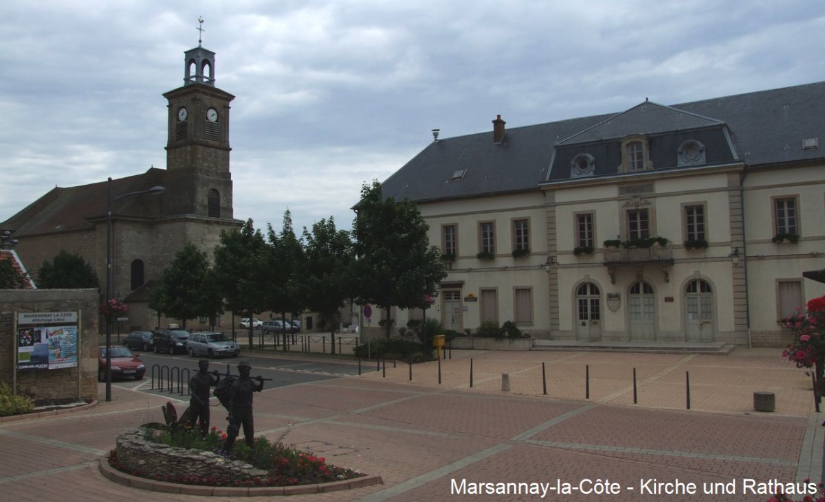 Marsannay-la-Côte - Kircvhe und Rathaus